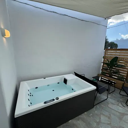 Aliprantis Holiday home